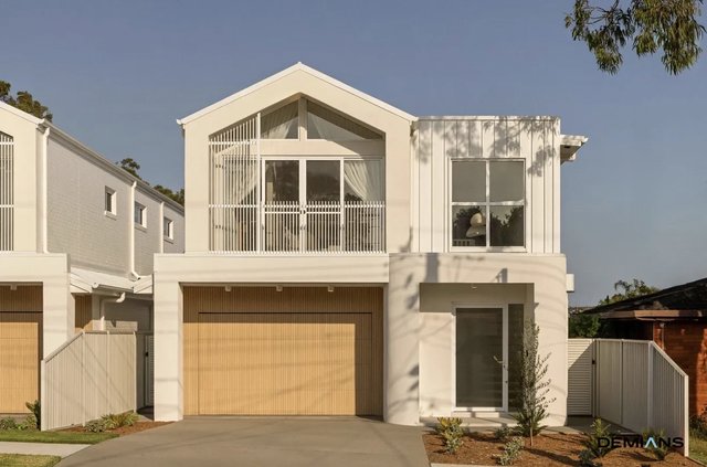 Luxury Duplex | Moorebank NSW
