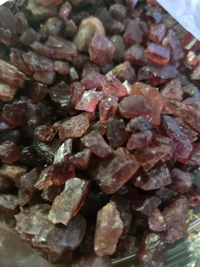 1kg Bag of Garnets Red Earth Mined Raw